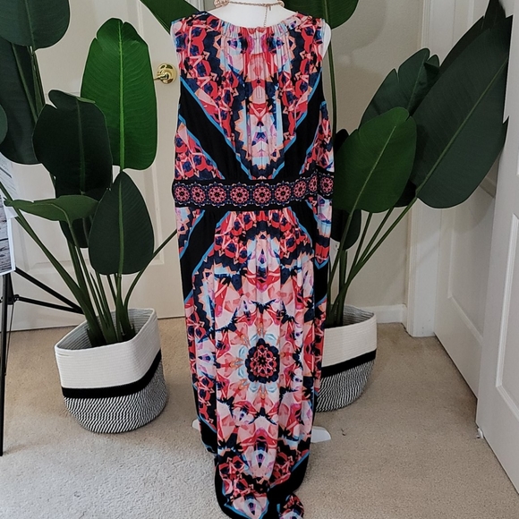 London Times - 22W - Multi-color Maxi Dress - Picture 4 of 6